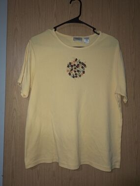 Light Yellow Floral Embroidered Short Sleeve Blouse